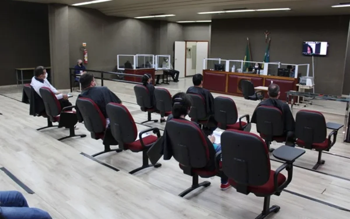Associação do MPE emite nota de desagravo em razão de fato envolvendo promotor e juiz